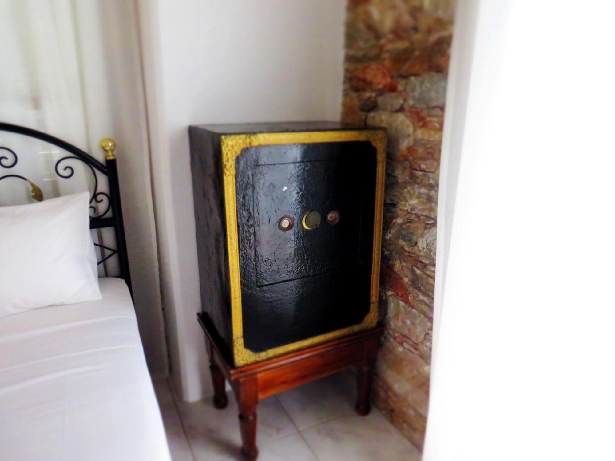 Axilleion Boutique Hotel エルムポリ エクステリア 写真